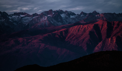 Принт Прапорець настільний Red mountains, Фото № 2 - FATLINE