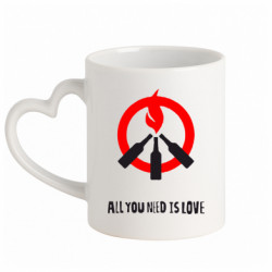 Кружка с ручкой в виде сердца All you need is love (Коктейль Молотова)