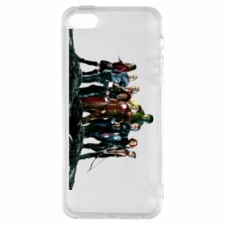 Чехол из раздела Мстители Avengers on the rock для Apple iPhone 5S - FATLINE Чехол из раздела Мстители Avengers on the rock для Apple iPhone 5S
