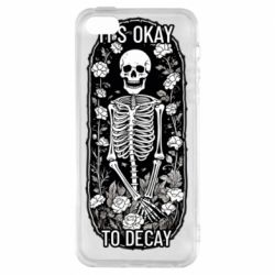 Чехол из раздела Авторские принты Скелет в гробу It's okay to decay для Apple iPhone SE - FATLINE Чехол из раздела Авторские принты Скелет в гробу It's okay to decay для Apple iPhone SE