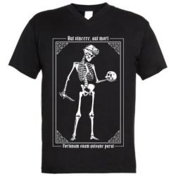 Мужские футболки с V-образным вырезом