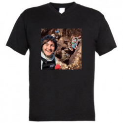 Мужские футболки с V-образным вырезом