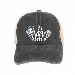 Кепки-тракеры тай-дай