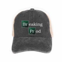 Кепки-тракеры тай-дай