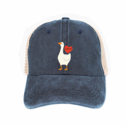 Кепки-тракеры тай-дай