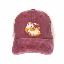 Кепки-тракеры тай-дай