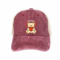 Кепки-тракеры тай-дай