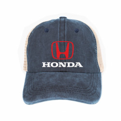 Кепки-тракеры тай-дай