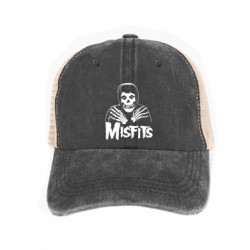 Кепки-тракеры тай-дай