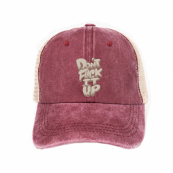 Кепки-тракери тай-дай