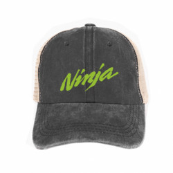 Кепки-тракеры тай-дай