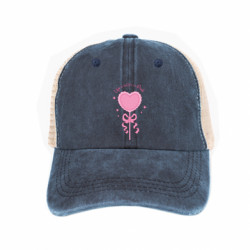 Кепки-тракеры тай-дай