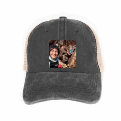 Кепки-тракеры тай-дай