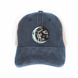 Кепки-тракеры тай-дай