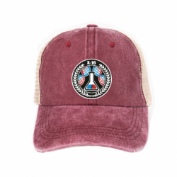 Кепки-тракеры тай-дай