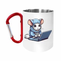 Кружка с ручкой "карабин" Мышь в одежде за ноутбуком - FATLINE Кружка с ручкой "карабин" Мышь в одежде за ноутбуком