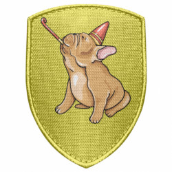 Шеврон щит новогодний бульдог с дудочкой - FATLINE Шеврон щит новогодний бульдог с дудочкой