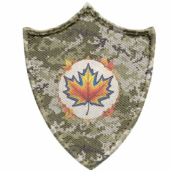 Шеврон загострений щит Патріотичний кленовий лист - FATLINE Шеврон загострений щит Патріотичний кленовий лист