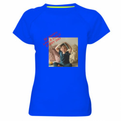 Жіноча спортивна футболка "Будьте щасливі, як дитина, кожен день" ваше фото - FATLINE Жіноча спортивна футболка "Будьте щасливі, як дитина, кожен день" ваше фото