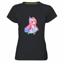 Женские спортивные футболки