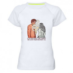 Женские спортивные футболки