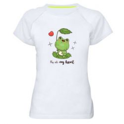 Женские спортивные футболки